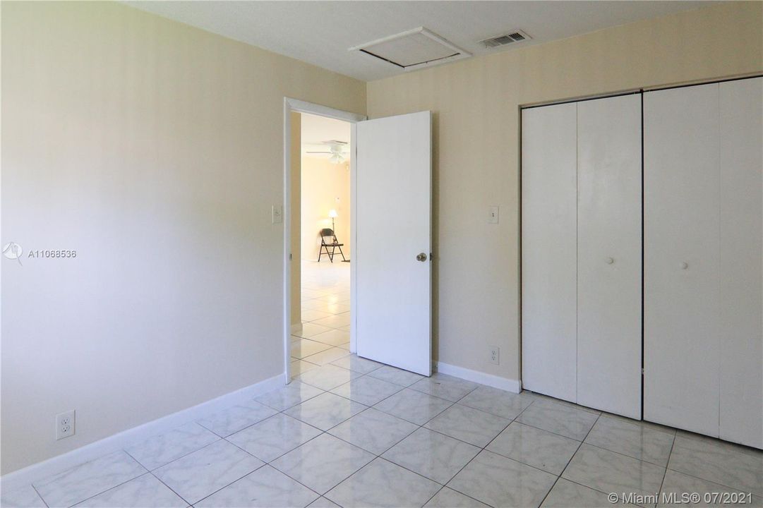 2nd Bedroom
