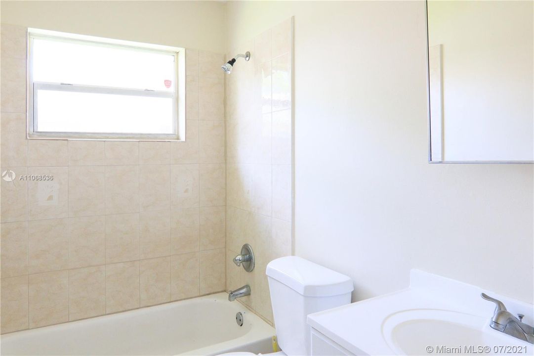 2nd Bathroom