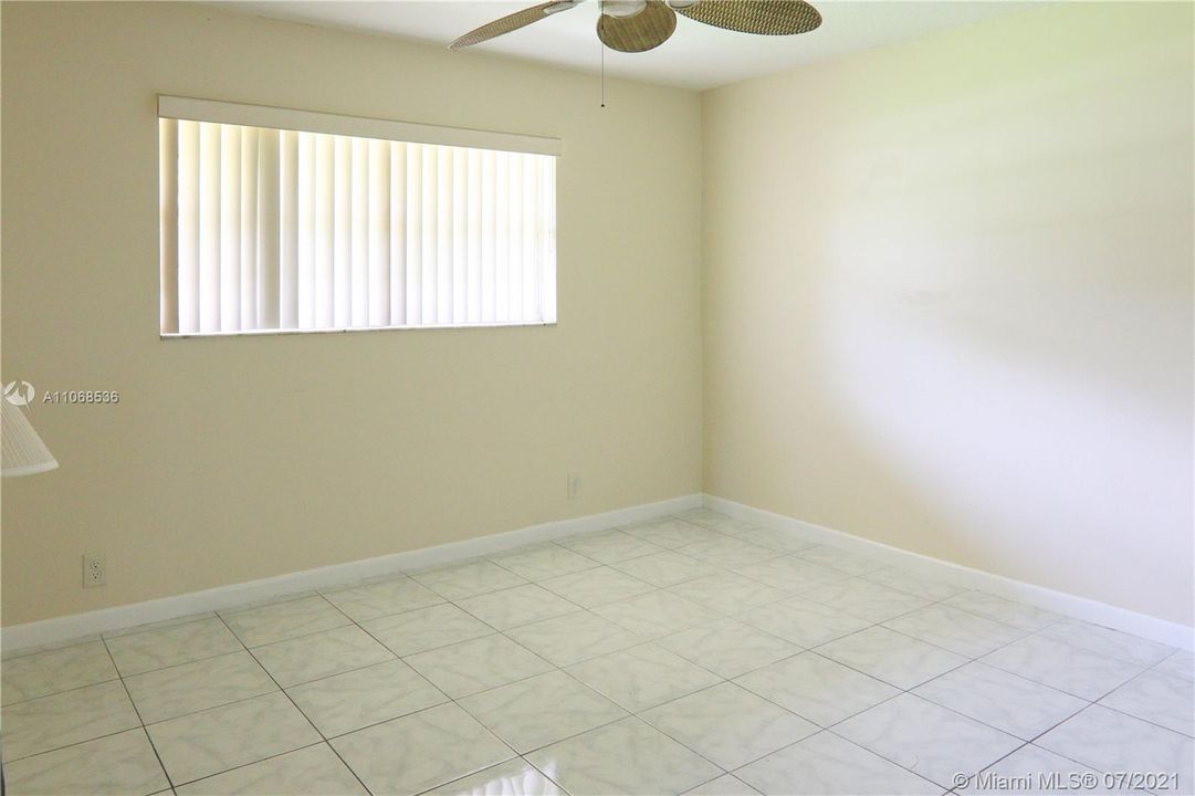 2nd Bedroom