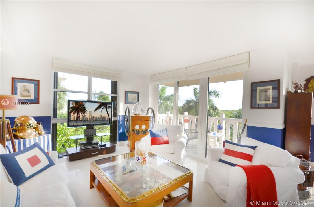 Recently Rented: $6,000 (3 beds, 2 baths, 1782 Square Feet)