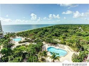 Recently Rented: $6,000 (3 beds, 2 baths, 1782 Square Feet)