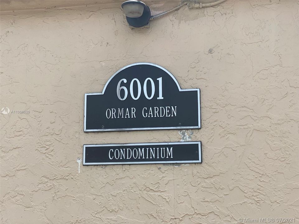 Recently Rented: $1,200 (1 beds, 1 baths, 580 Square Feet)