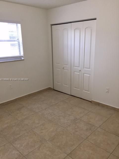 Recently Sold: $299,000 (2 beds, 2 baths, 970 Square Feet)