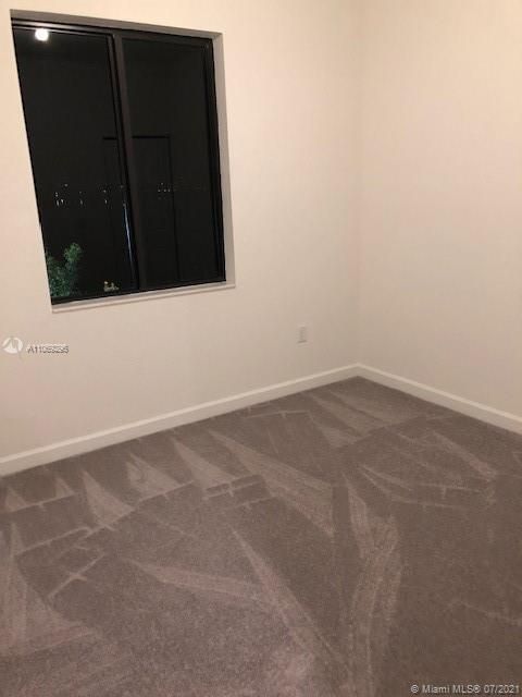 Vendido Recientemente: $385,000 (3 camas, 2 baños, 1378 Pies cuadrados)