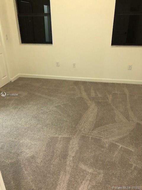 Vendido Recientemente: $385,000 (3 camas, 2 baños, 1378 Pies cuadrados)