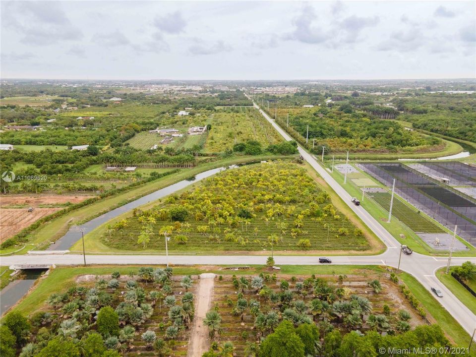 Недавно продано: $700,000 (4.55 acres)