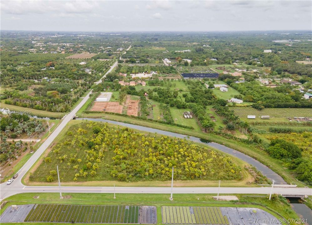 Недавно продано: $700,000 (4.55 acres)