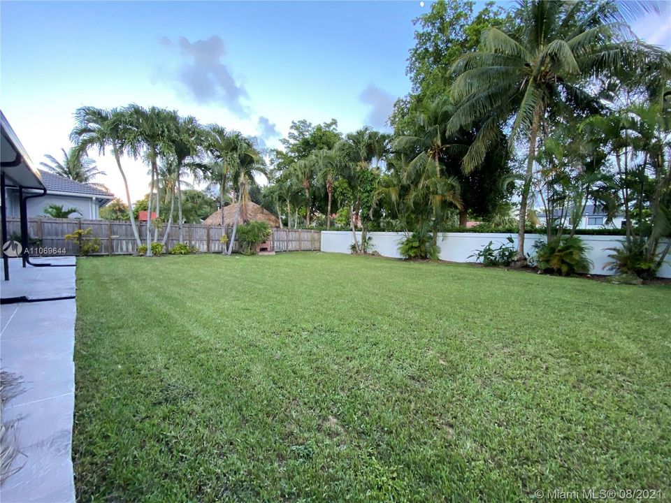 Recientemente alquilado: $4,400 (5 camas, 3 baños, 2701 Pies cuadrados)