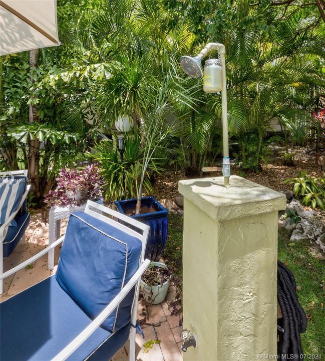 Delightful  and refreshing Outdoor Shower