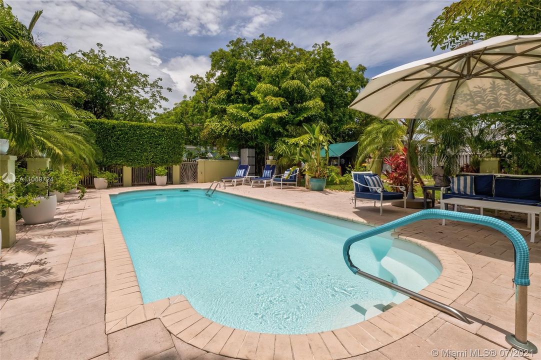 PoolRelax, refresh and unwind year round in the oversized heated pool.