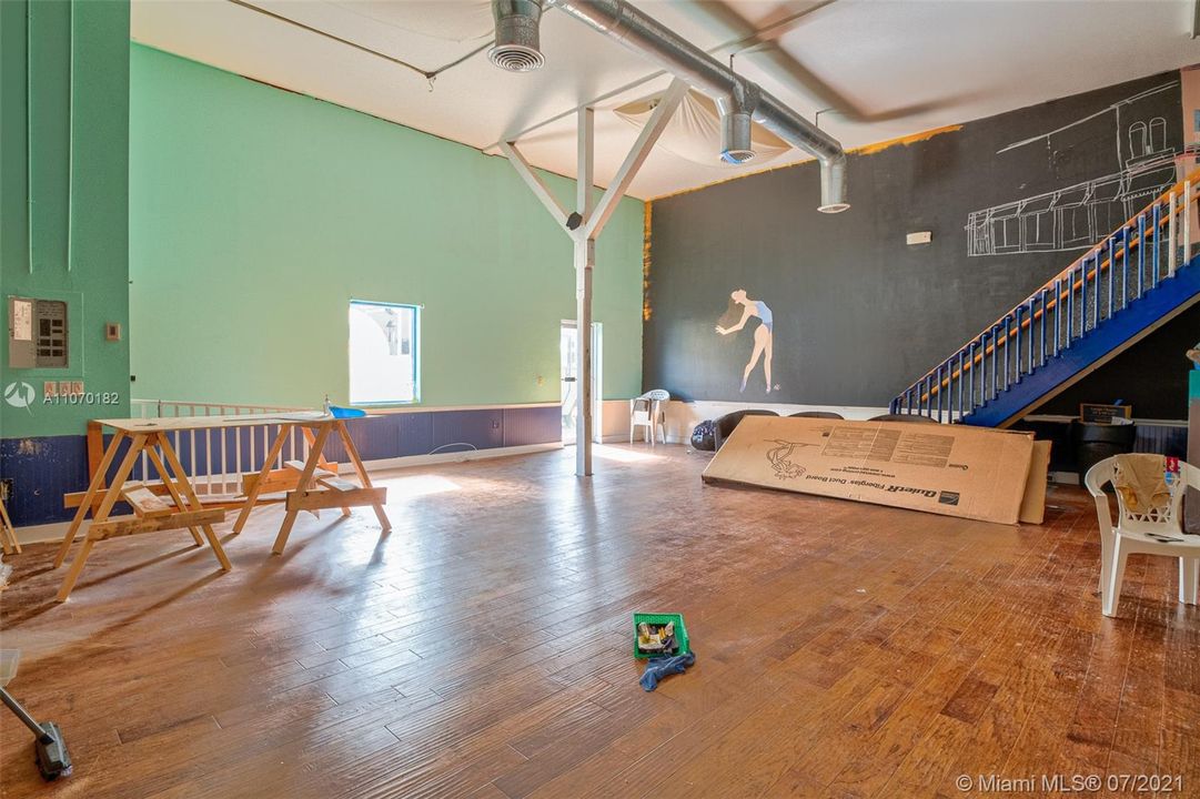 Recently Rented: $4,500 (0 beds, 0 baths, 0 Square Feet)