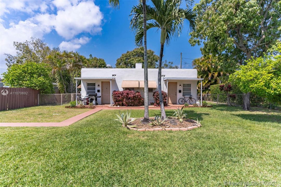 Recently Sold: $799,000 (0 beds, 0 baths, 2831 Square Feet)