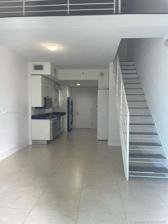 Recientemente alquilado: $2,200 (1 camas, 1 baños, 785 Pies cuadrados)