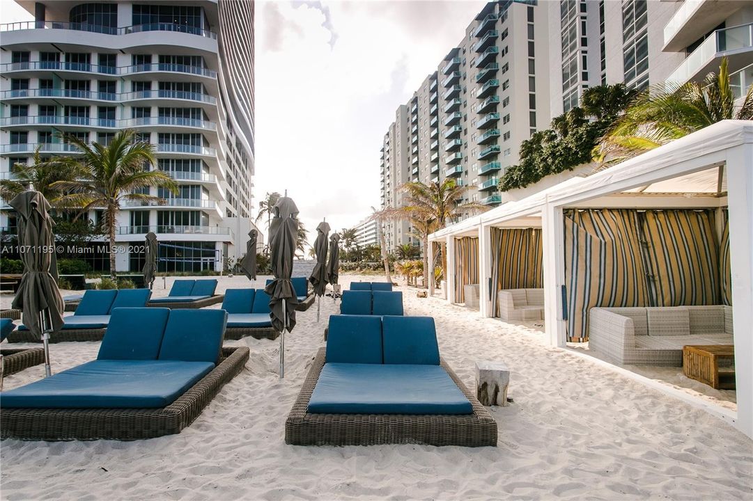 For Rent: $8,900 (3 beds, 3 baths, 2037 Square Feet)