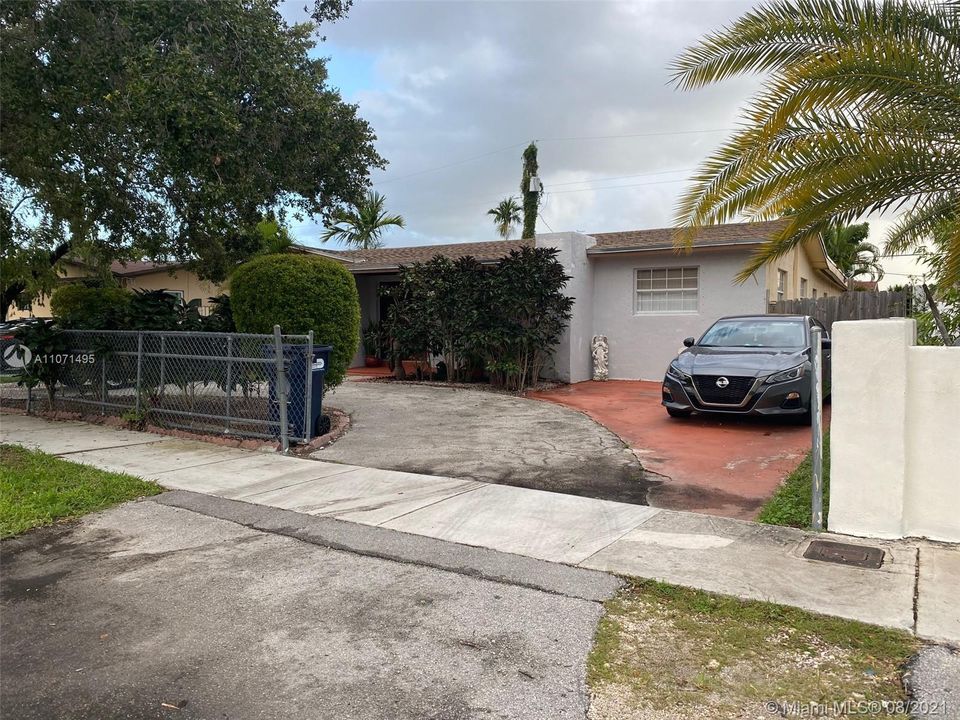 Recently Sold: $599,000 (0 beds, 0 baths, 2319 Square Feet)