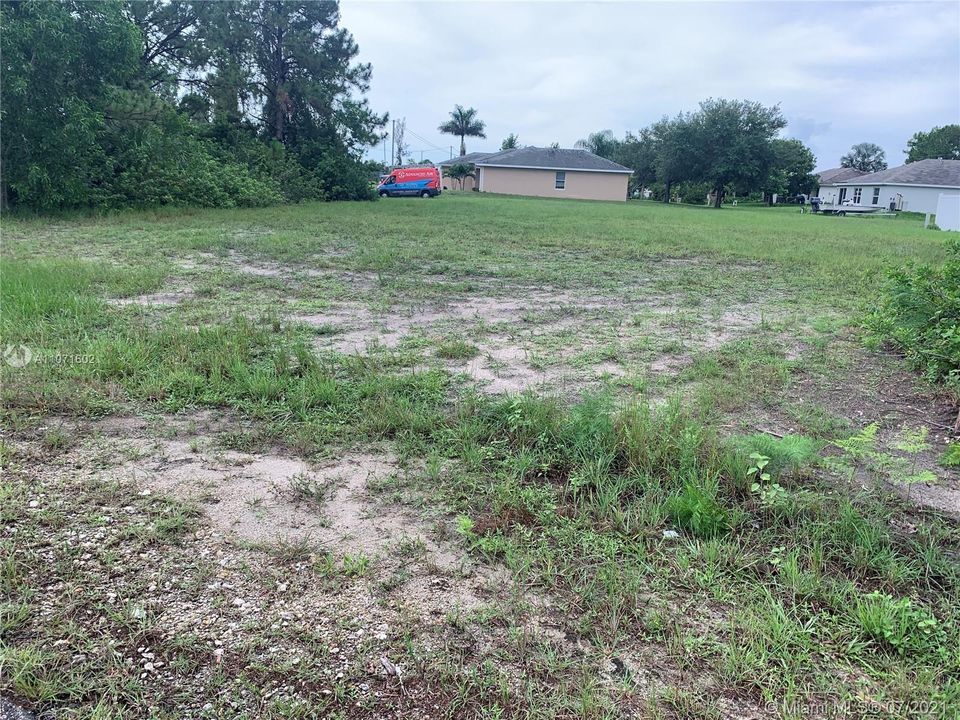 最近售出: $28,500 (10,000.00 acres)