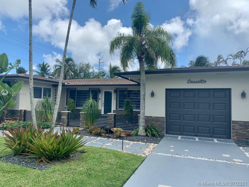 Vendido Recientemente: $1,150,000 (4 camas, 4 baños, 0 Pies cuadrados)