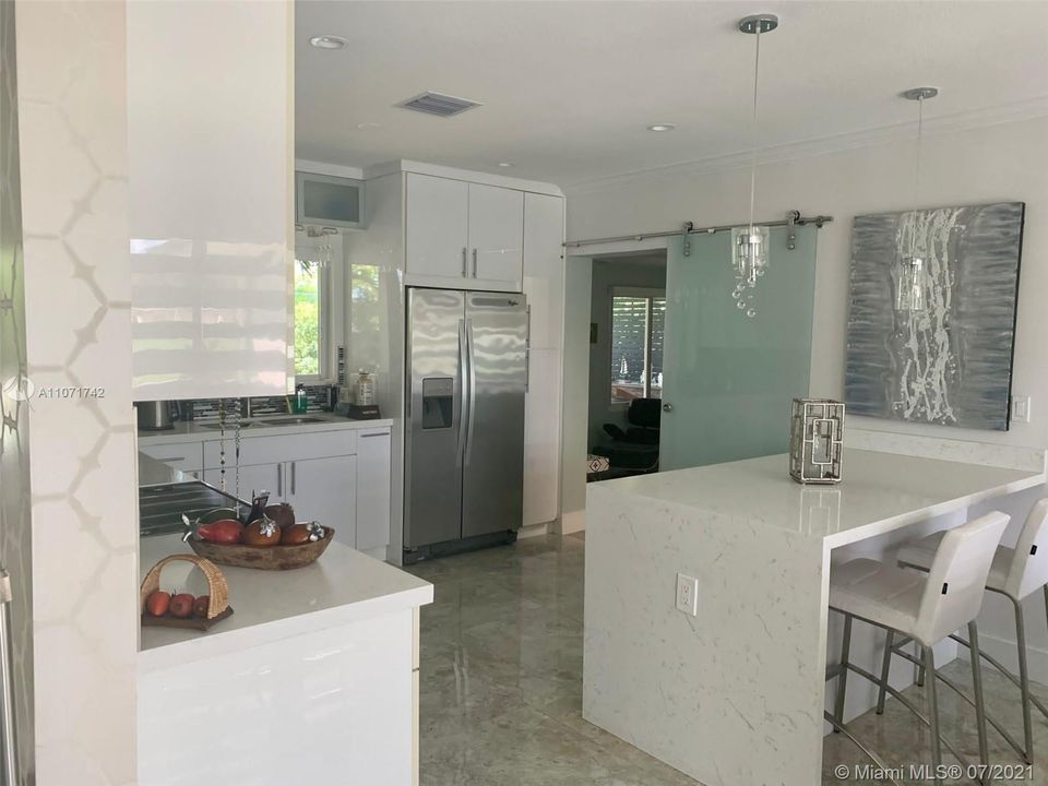 Vendido Recientemente: $1,150,000 (4 camas, 4 baños, 0 Pies cuadrados)