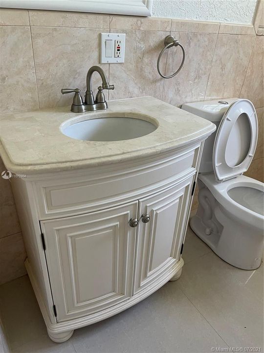 Recientemente alquilado: $2,200 (4 camas, 2 baños, 1781 Pies cuadrados)