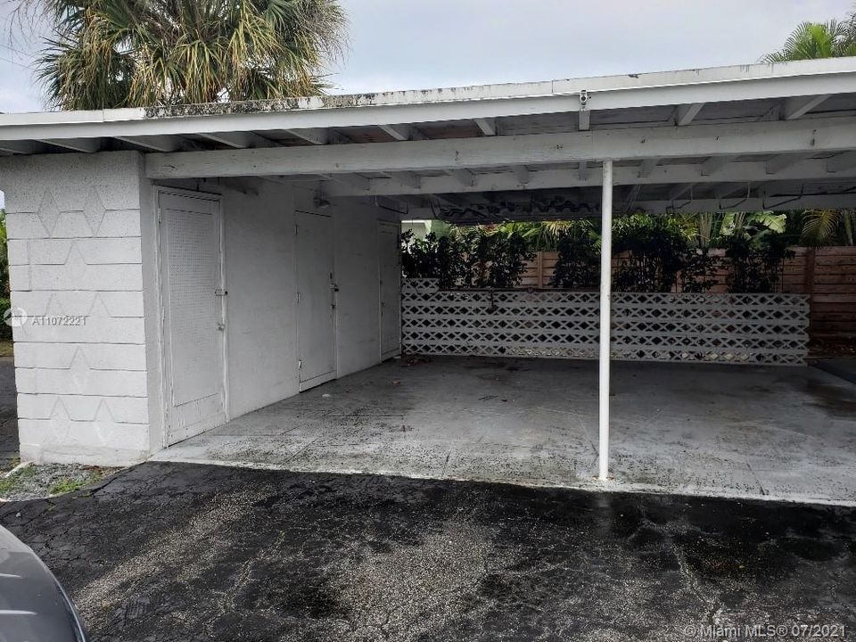 Recently Rented: $2,600 (3 beds, 2 baths, 1404 Square Feet)