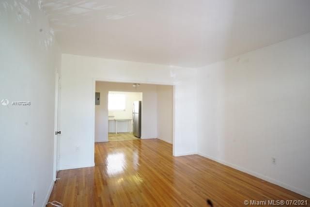 Недавно арендовано: $1,100 (0 спален, 1 ванн, 500 Квадратных фут)