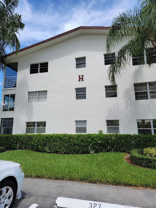 Vendido Recientemente: $89,000 (2 camas, 1 baños, 835 Pies cuadrados)