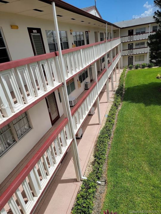 Vendido Recientemente: $89,000 (2 camas, 1 baños, 835 Pies cuadrados)