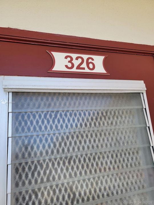 Vendido Recientemente: $89,000 (2 camas, 1 baños, 835 Pies cuadrados)