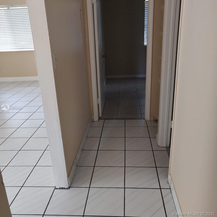 最近租的: $1,650 (2 贝兹, 2 浴室, 936 平方英尺)