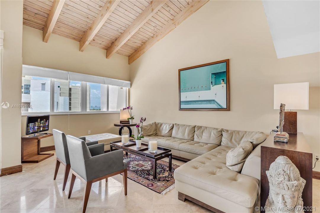 Recently Sold: $1,299,000 (3 beds, 2 baths, 1730 Square Feet)