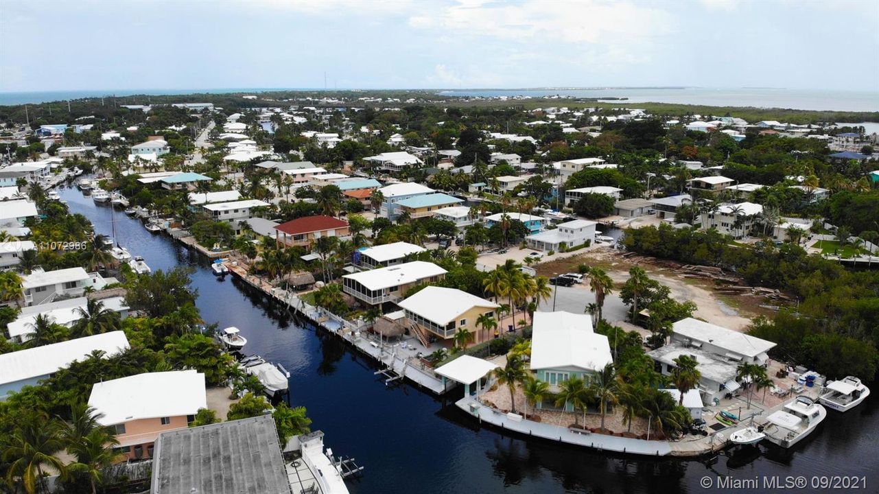 Недавно продано: $1,350,000 (3 спален, 3 ванн, 1044 Квадратных фут)