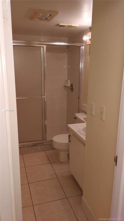 Vendido Recientemente: $140,000 (2 camas, 2 baños, 1290 Pies cuadrados)