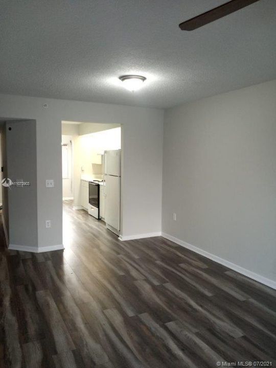 Recently Rented: $1,400 (2 beds, 2 baths, 1137 Square Feet)