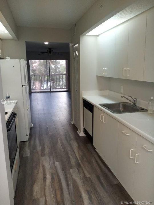 Recently Rented: $1,400 (2 beds, 2 baths, 1137 Square Feet)