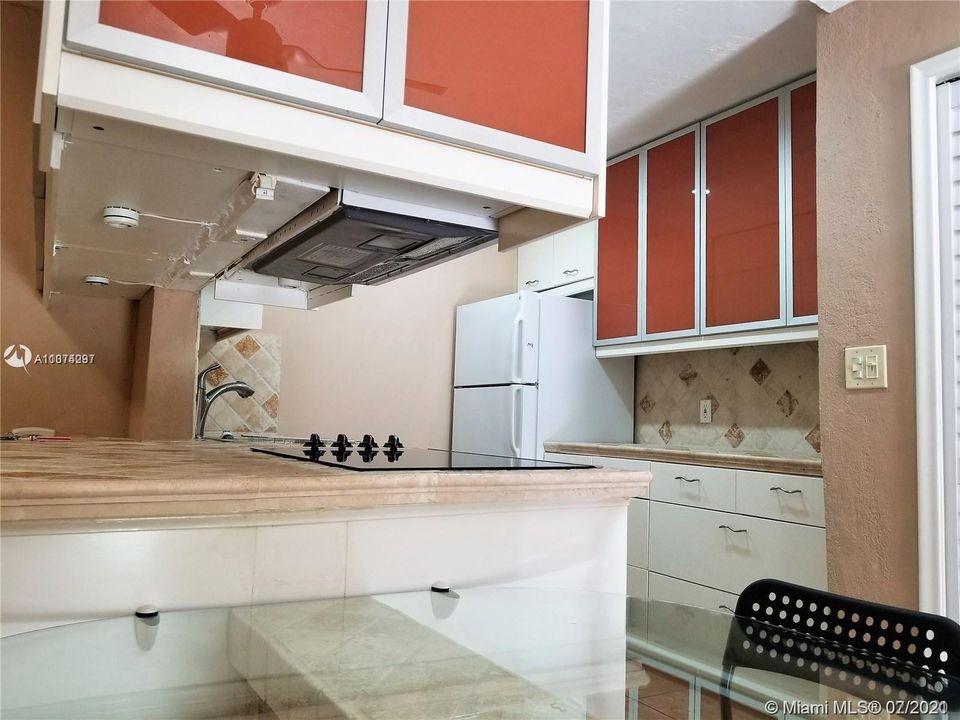 Vendido Recientemente: $150,000 (2 camas, 1 baños, 845 Pies cuadrados)