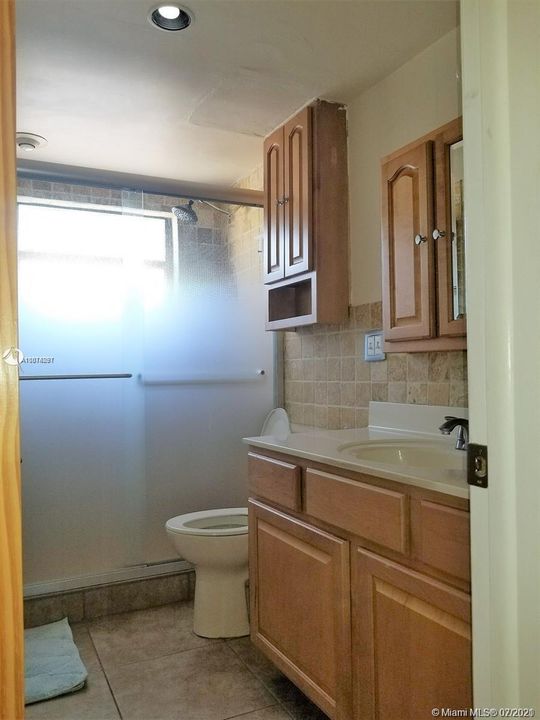 Recently Sold: $150,000 (2 beds, 1 baths, 845 Square Feet)