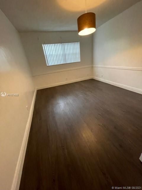 Recently Sold: $215,000 (2 beds, 2 baths, 1150 Square Feet)