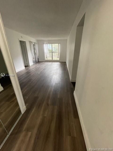 Vendido Recientemente: $215,000 (2 camas, 2 baños, 1150 Pies cuadrados)