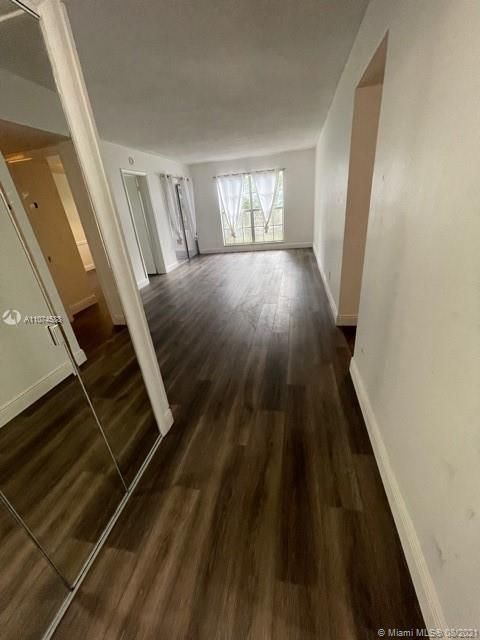 Recently Sold: $215,000 (2 beds, 2 baths, 1150 Square Feet)