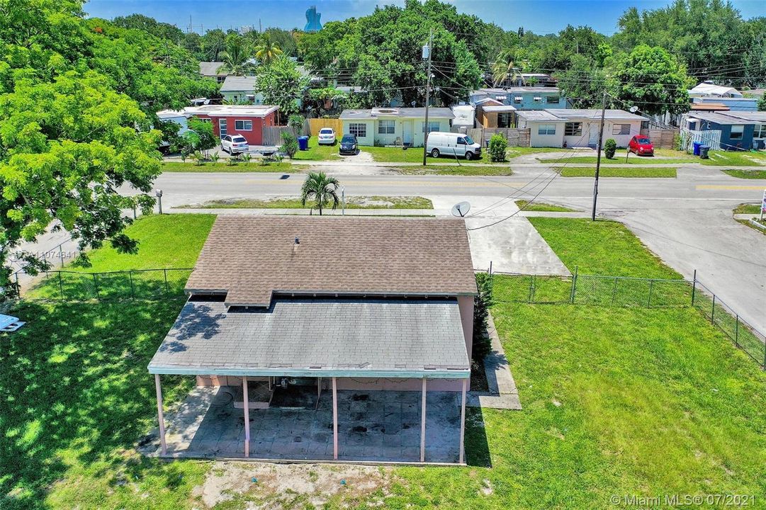 Recently Sold: $575,000 (30,002 sqft)