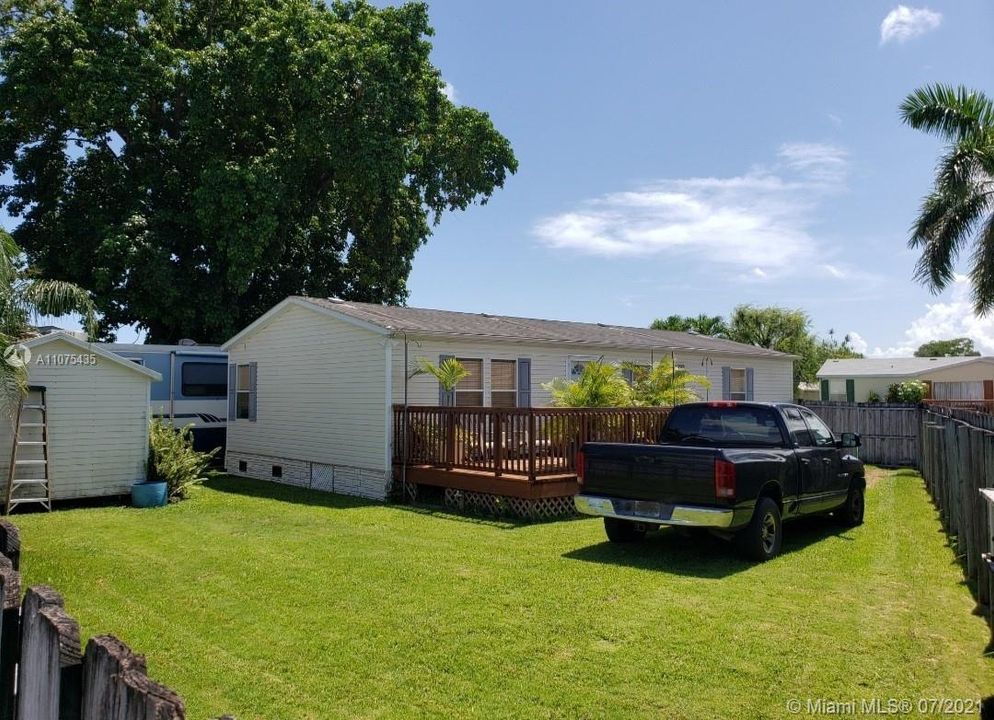 Recently Sold: $139,900 (3 beds, 2 baths, 1152 Square Feet)