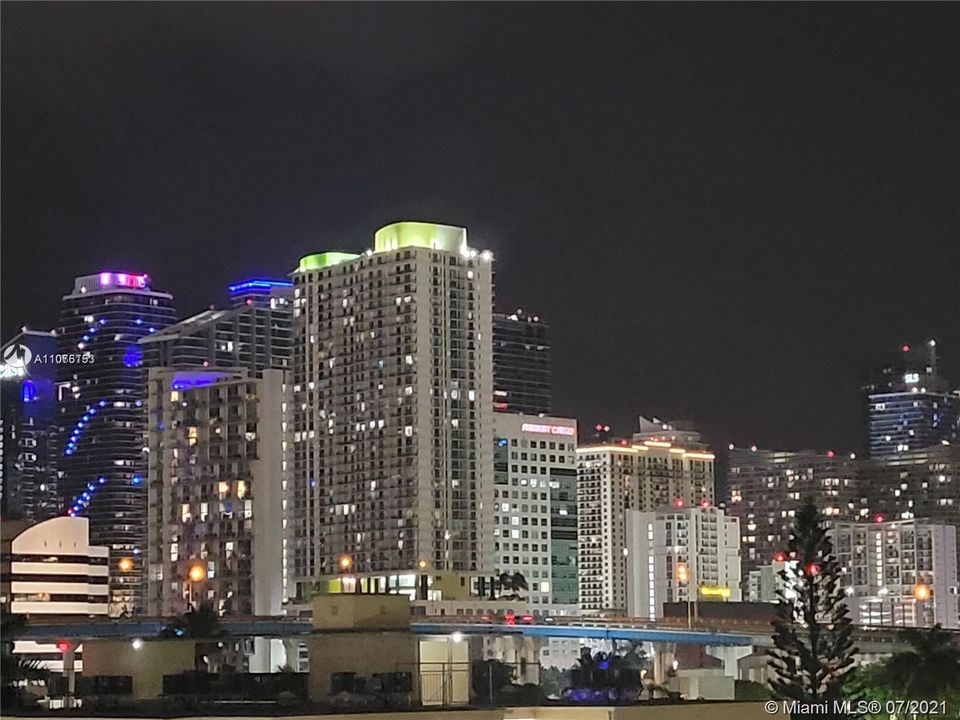 Gorgeous night view of Downtown and Brickell