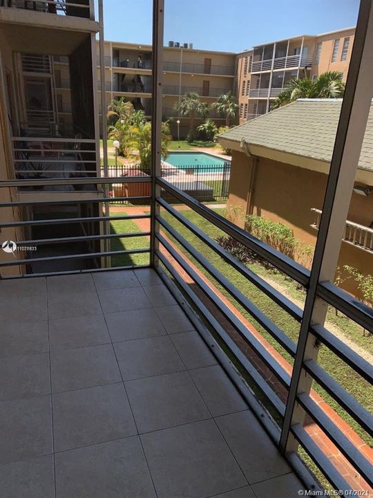 最近租的: $1,200 (1 贝兹, 1 浴室, 850 平方英尺)