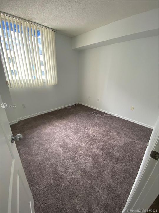 最近租的: $1,800 (2 贝兹, 2 浴室, 874 平方英尺)