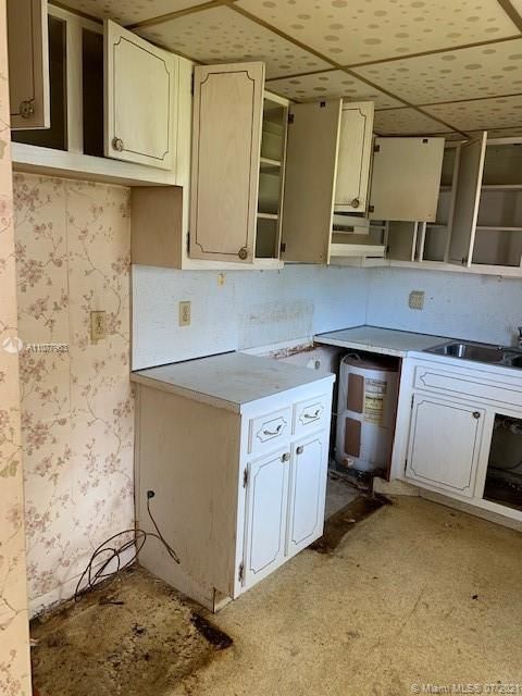 Recently Sold: $55,000 (1 beds, 1 baths, 734 Square Feet)