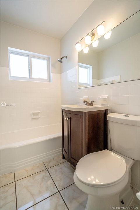 Недавно арендовано: $1,650 (1 спален, 1 ванн, 750 Квадратных фут)