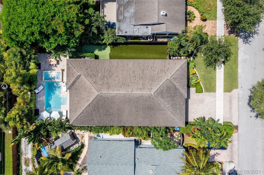 Recently Sold: $1,650,000 (3 beds, 3 baths, 2249 Square Feet)