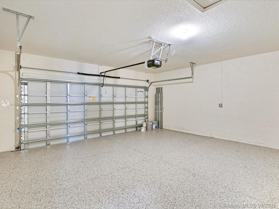 Недавно арендовано: $2,600 (4 спален, 2 ванн, 1828 Квадратных фут)