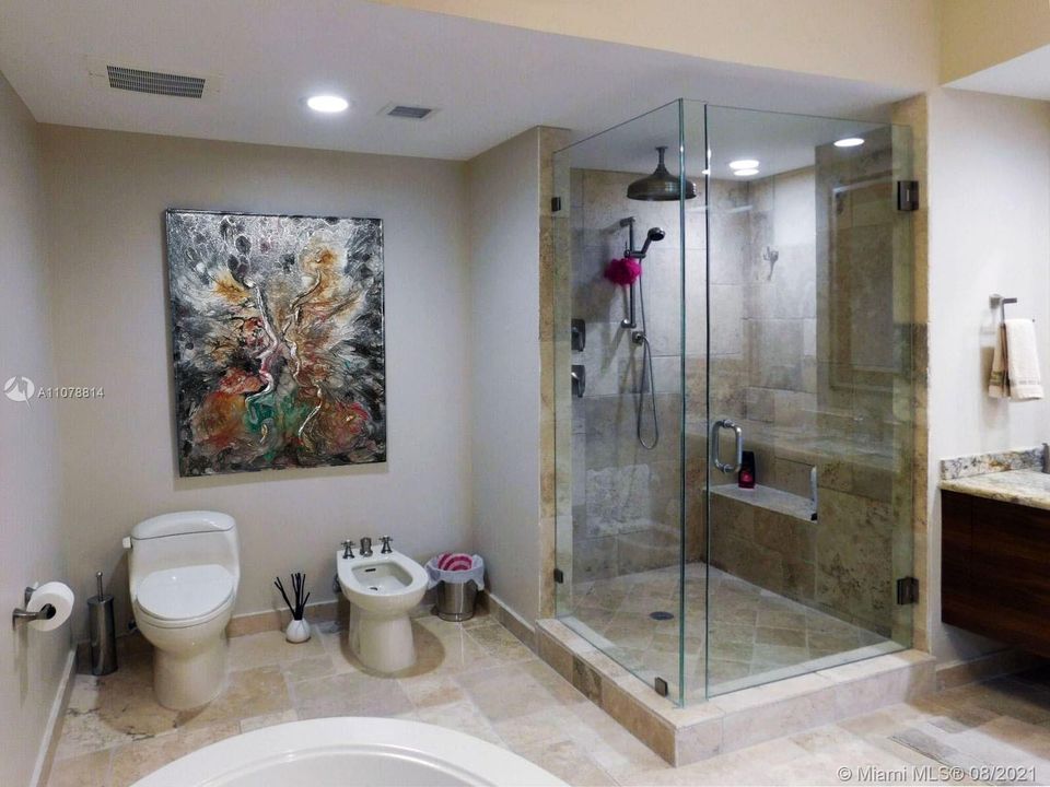 最近租的: $7,500 (3 贝兹, 3 浴室, 2129 平方英尺)