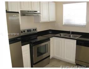 Recently Rented: $2,200 (3 beds, 2 baths, 1182 Square Feet)